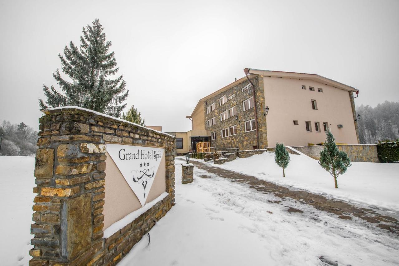 Grand Hotel Rooms Spišské Tomášovce Dış mekan fotoğraf