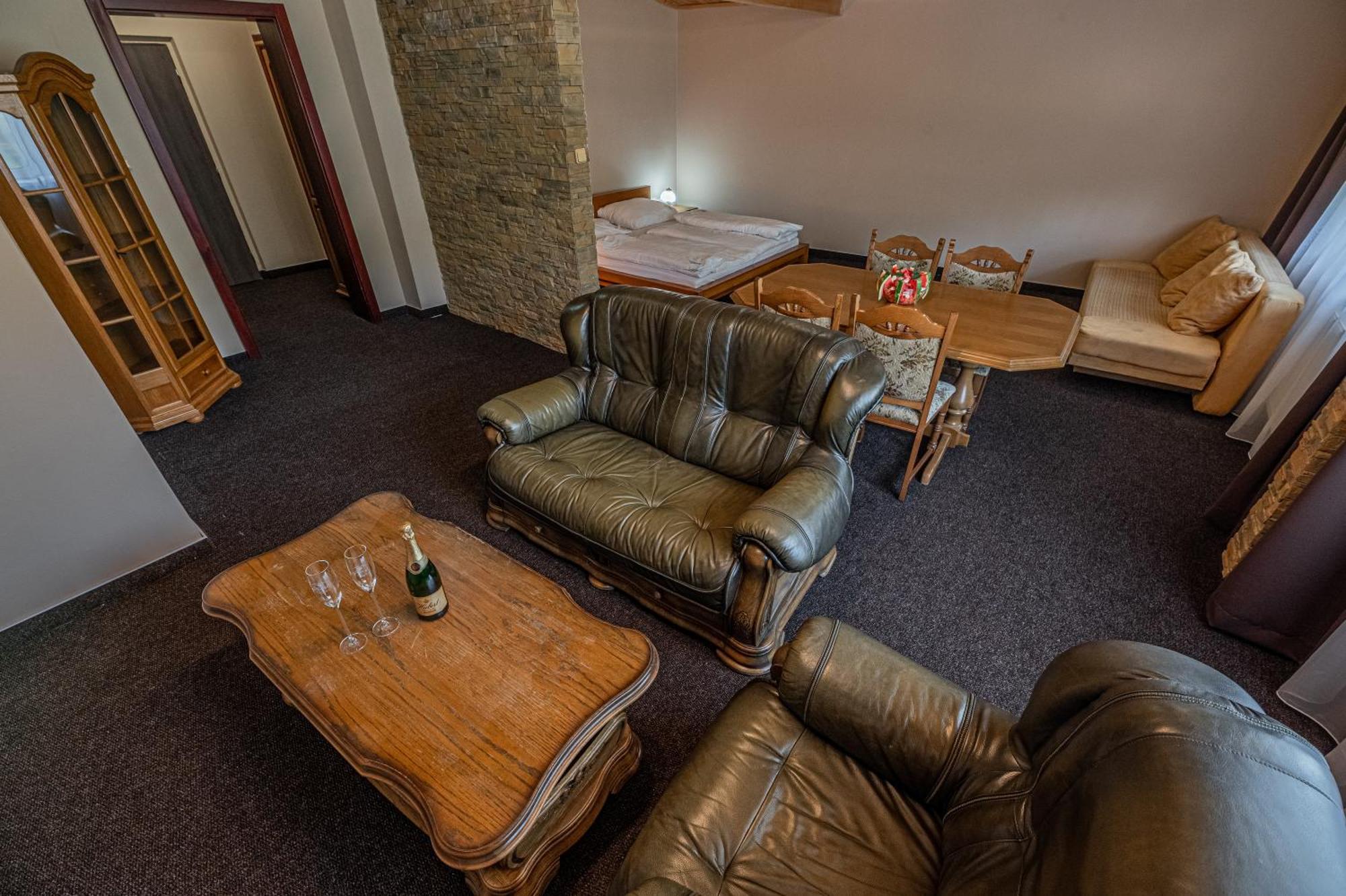 Grand Hotel Rooms Spišské Tomášovce Dış mekan fotoğraf
